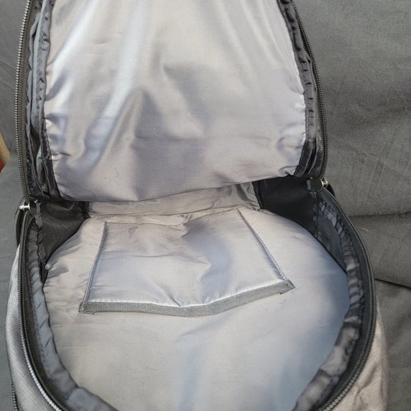 Nike Golf Performance Backpack TG0243 - Anthracite/Black Used Great Condition - Picture 5 of 9